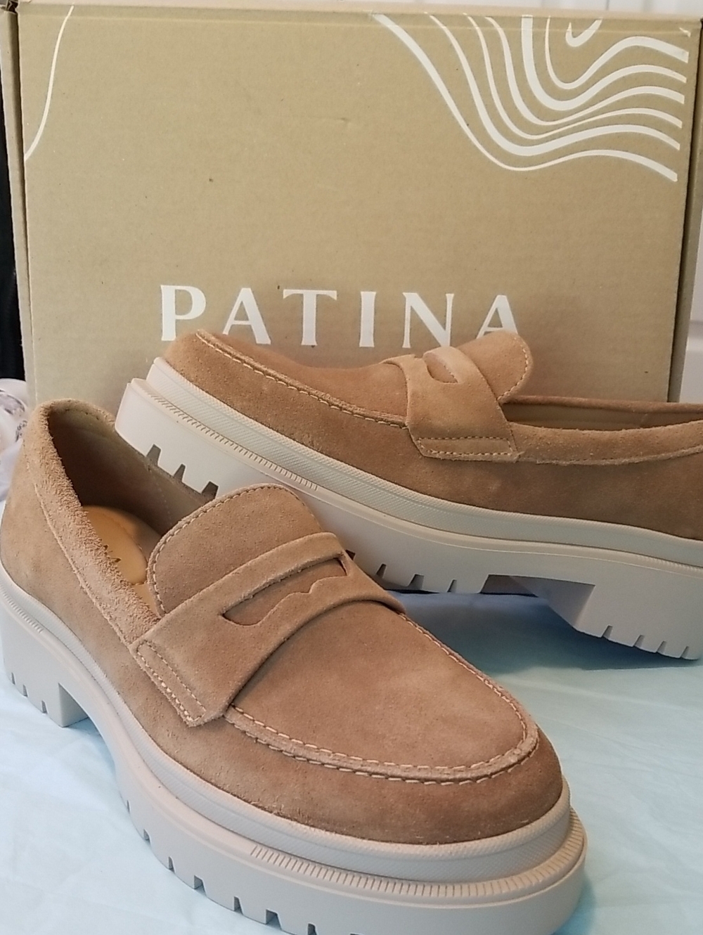 Patina womens shoes size 10 taupe leather loafers rubber souls NWOT